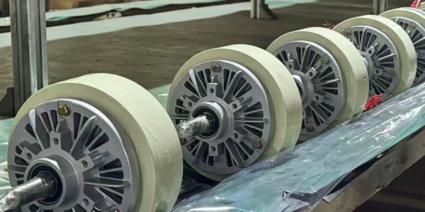 臺(tái)靈機(jī)電自動(dòng)復(fù)合機(jī)磁粉制動(dòng)器為何成為眾多廠家首選？